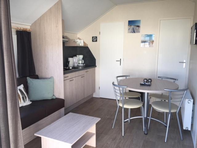 朱丽安娜多普Camping Oase, Zanddijk 75别墅 外观 照片