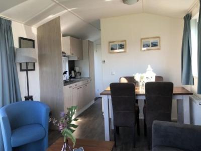 朱丽安娜多普Camping Oase, Zanddijk 75别墅 外观 照片