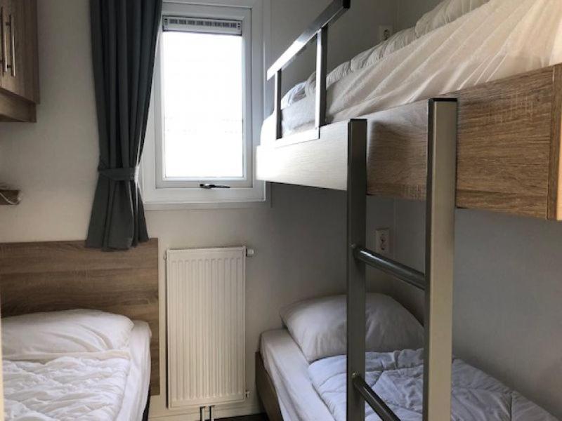 朱丽安娜多普Camping Oase, Zanddijk 75别墅 外观 照片